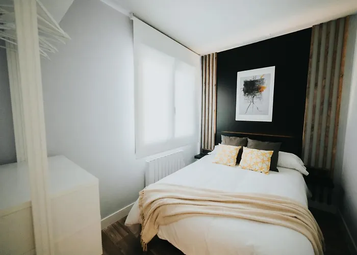 Mk77 - Palomera Apartment León